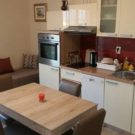 Oli Apartment